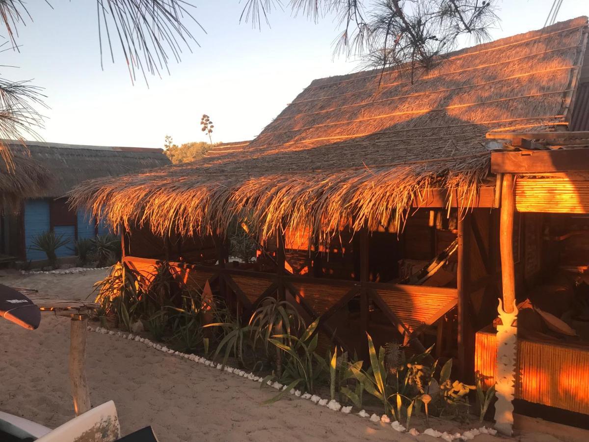 Mada Surf Ranch Hotel Anakao Exterior photo